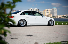 Audi S4 на дисках Rotiform SPF