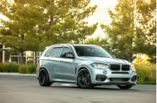 BMW X5 на дисках Vorsteiner 20