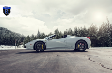 Ferrari 458 Italia на дисках Rohana RFX5