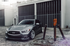 Infiniti Q50 на дисках Avant Garde M621