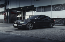 BMW F10 на дисках Vossen VFS1