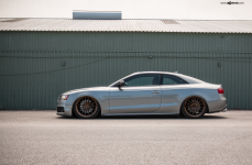 Audi S5 на дисках Avant Garde M615