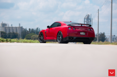 Nissan GTR на дисках Vossen VFS-6