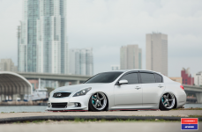 Infiniti G37 на дисках Vossen x Work VWS-3