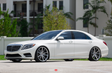 Mercedes-Benz S550 на дисках Vossen Forged VPS-301