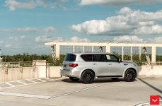 Infiniti QX80 на дисках Hybrid Forged HF6-1