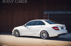 Mercedes-Benz C 250 на дисках Avant Garde M590