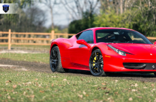 Ferrari 458 на дисках Rohana RF2