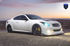 Infiniti G37 на дисках Rohana RC5